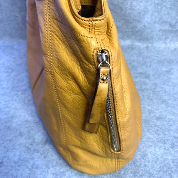B. Makowsky Kayla Peach Leather Shoulder Bag, Y2K Large Handbag Leopard Interior - Picture 5 of 13